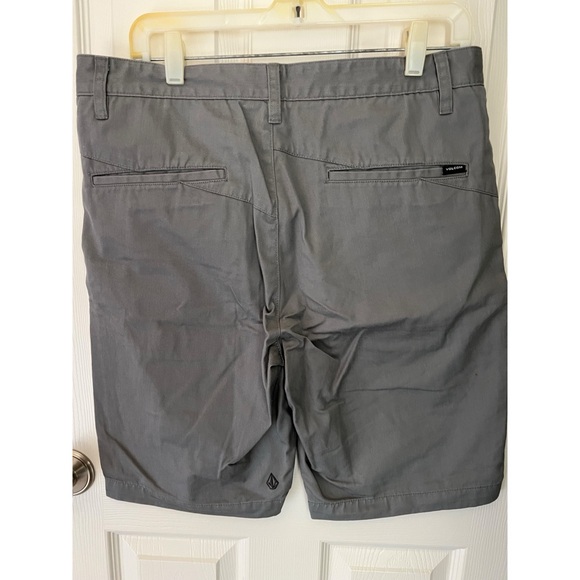 Volcom Shorts - Picture 2 of 6